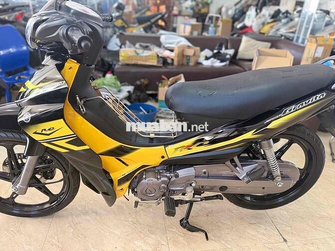 Yamaha Jupiter Gravita RC Đen vàng