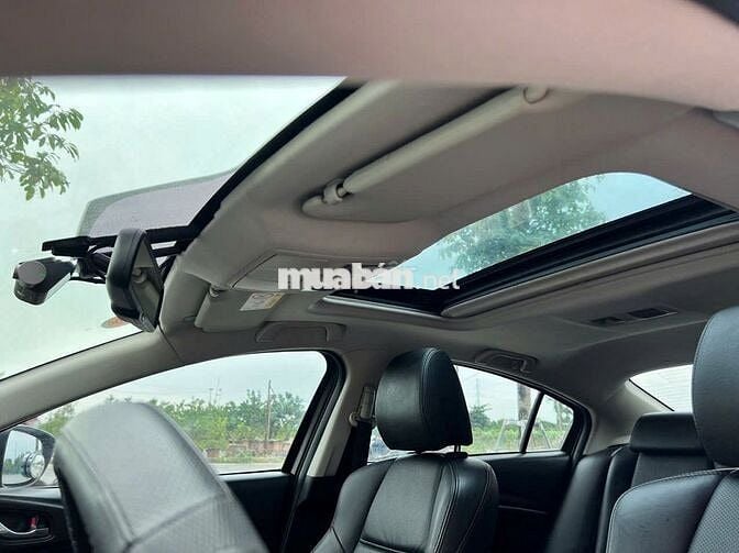 Mazda 6_ 2014 . Xe din hết