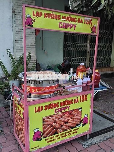 tuyển nhân viên bán lạp xưởng