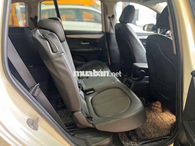 BMW 218i 2016 Trắng 1.5 7 chỗ