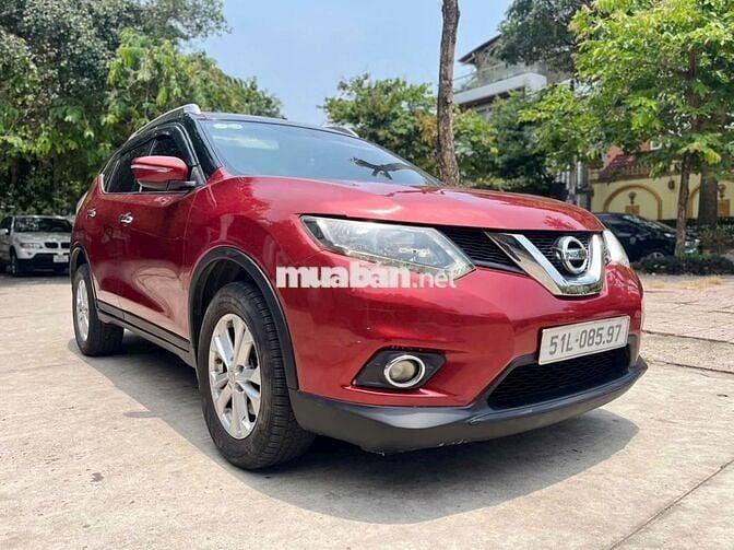 Nissan X-Trail Premium 2.0 7 chỗ 2017 Đỏ
