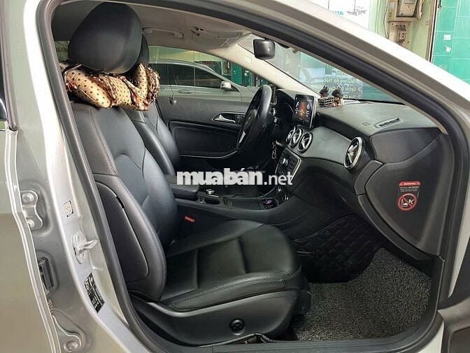 Mercedes-Benz GLA200 2014 Bạc Xăng 1.5L