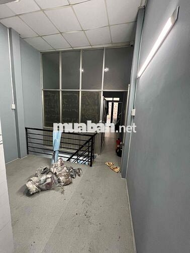 💥 CHÍNH CHỦ BÁN GẤP NHÀ QUẬN 4 – HẺM 3M – VÀO Ở NGAY