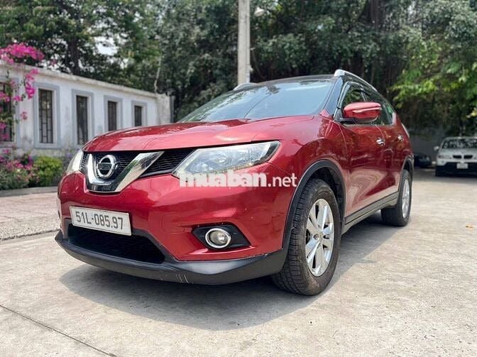 Nissan X-Trail Premium 2.0 7 chỗ 2017 Đỏ