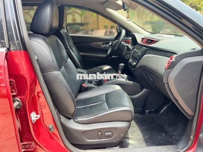 Nissan X-Trail Premium 2.0 7 chỗ 2017 Đỏ