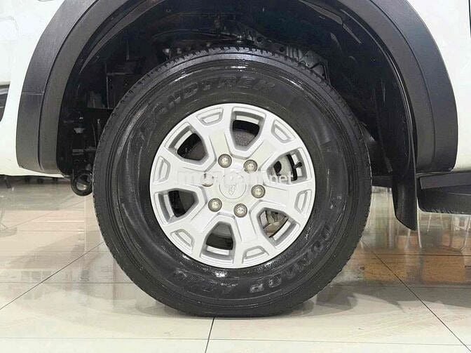 Ford Ranger XLS 2021 Trắng 60.xxx km