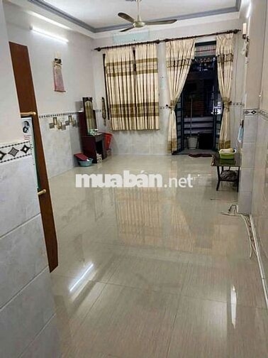 nhà mặt tiền kinh doanh sầm uất. tân quy Q7