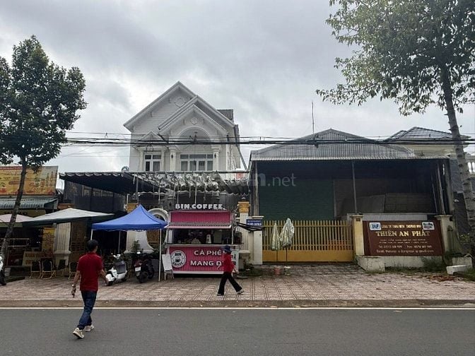 Công ty Đấu giá hợp danh Lam Sơn Sài Gòn THÔNG BÁO ĐẤU GIÁ TÀI SẢN