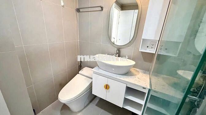Chủ kẹt tiền bán gấp cc Tô Ký Tower - Q12 - 61m2 - 2pn2wc - 1,86 tỷ