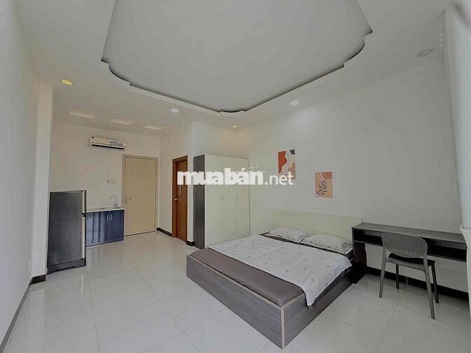 STUDIO BAN CÔNG THOÁNG NẰM Ở GẦN PHÚ MỸ HƯNG TIỆN QUA Q1 BÀ TDTU