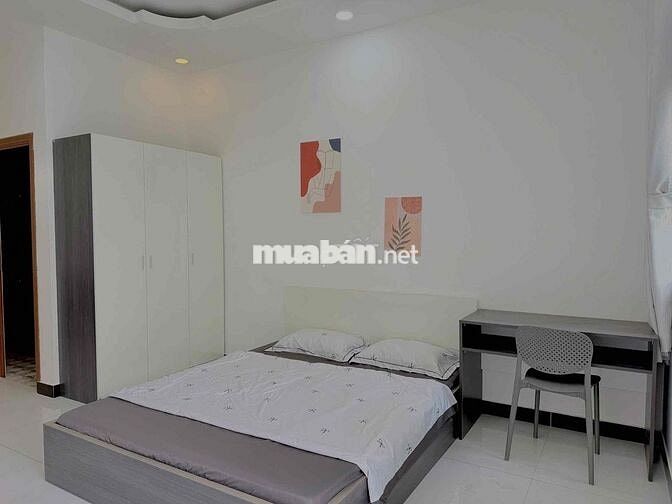 STUDIO BAN CÔNG THOÁNG NẰM Ở GẦN PHÚ MỸ HƯNG TIỆN QUA Q1 BÀ TDTU