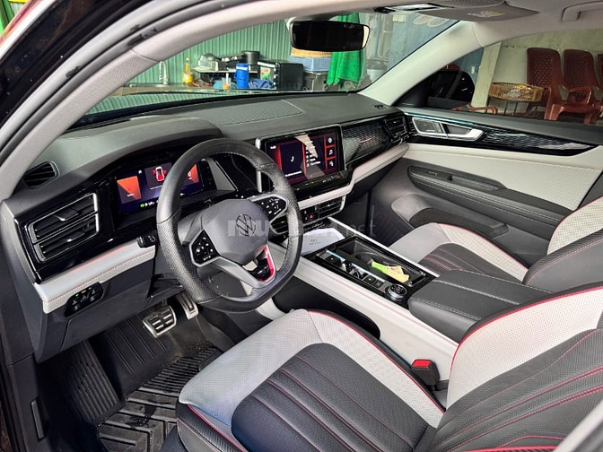 Volkswagen Teramont X Platinum 2.0 AT - 2023  1,750 Triệu