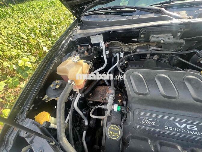 Ford Escape 3.0 XLT 2003 Đen Tự động