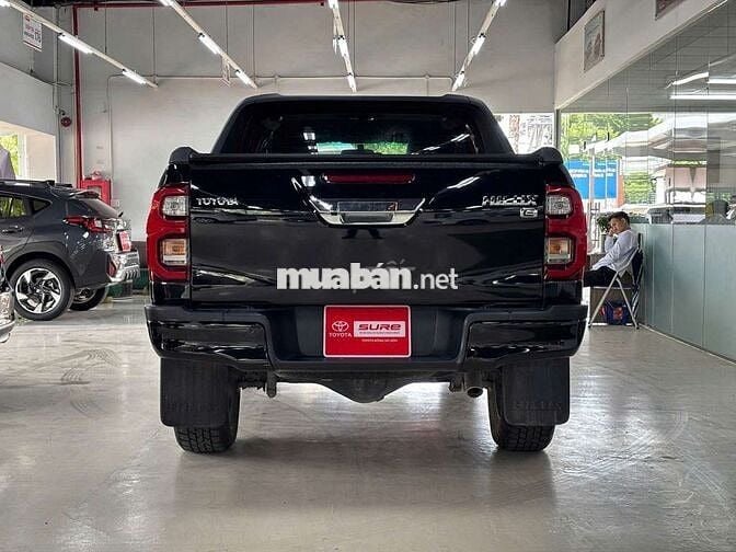 Toyota Hilux 2.4AT 4x2 - 2024 Tự động
