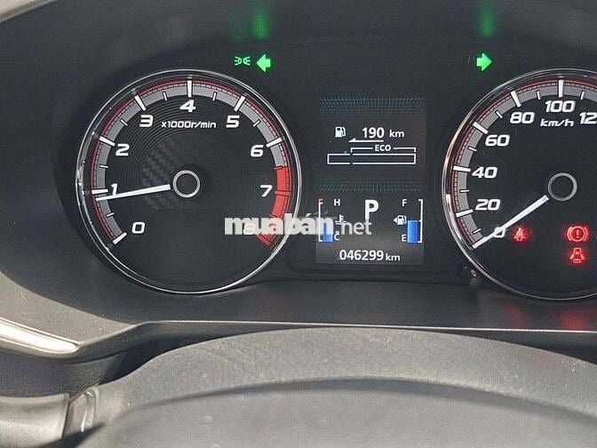 Mitsubishi Xpander 1.5 AT 2021 Trắng