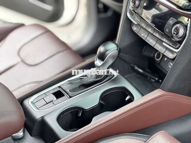 Hyundai SantaFe 2020 Xăng Premium Trắng 37.000km