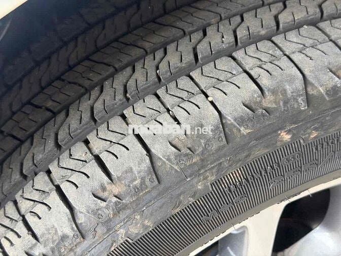 Ford Everest Titanium 2 cầu 2023 Trắng 30000 km