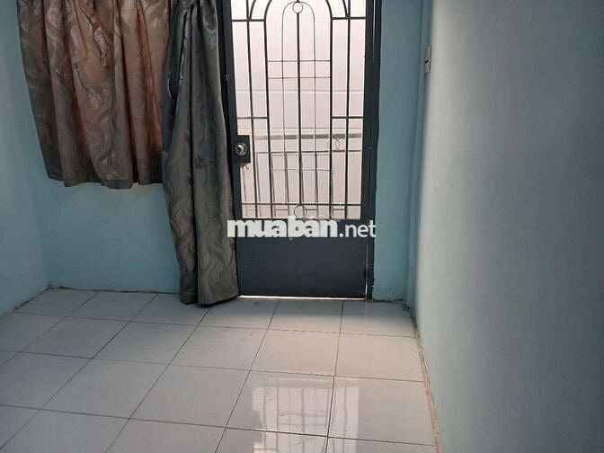 Nhà 1 trệt 1 lầu sạch sẽ cho thuê