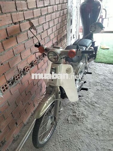 Honda Cub 50 Bạc Đã sử dụng