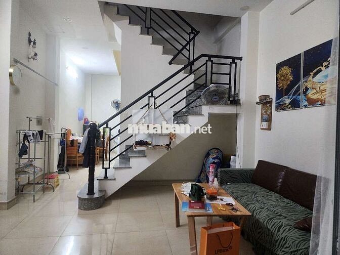 Chỉ 3Tr8 Full Nội thất, Bao Cả Phí, Ngay Ngã 4 Ga