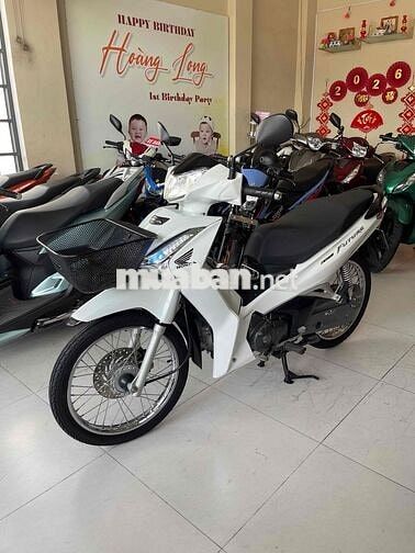 Honda Future 2023 Trắng. máy zin im . áo đẹp