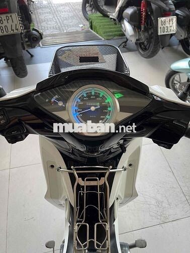 Honda Future 2023 Trắng. máy zin im . áo đẹp