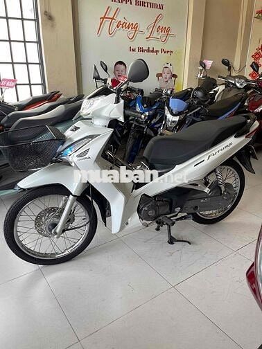 Honda Future 2023 Trắng. máy zin im . áo đẹp