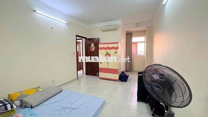 CHO THUÊ CĂN HỘ 2PN 2WC 90m2 VIEW PHÁO HOA QUẬN 1 . FREE PQL