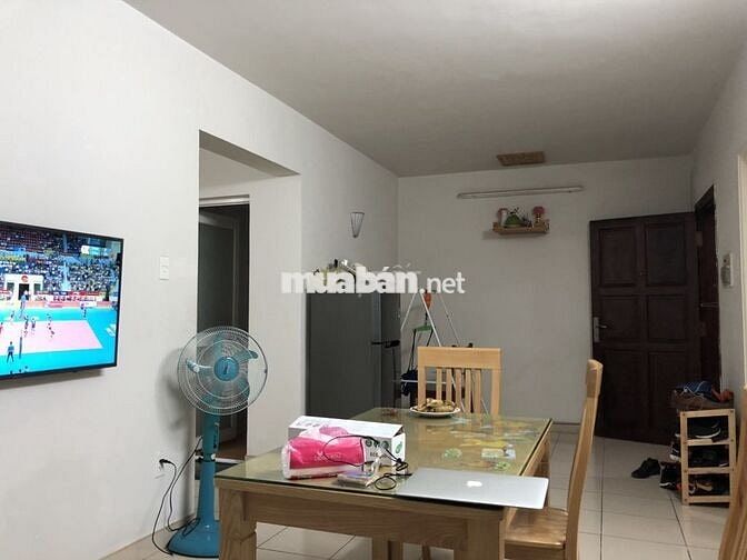 Bán căn hộ chung cư Ngô Gia Tự, Q10, 3.3 tỷ, 55m2, 2pn, thang máy