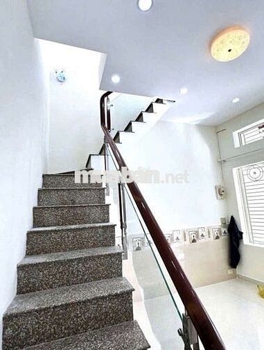 Nhà 1 Trệt 1 Lầu 3PN 4x14m Hẻm Xe Hơi Đường Số 17 Lâm Văn Bền