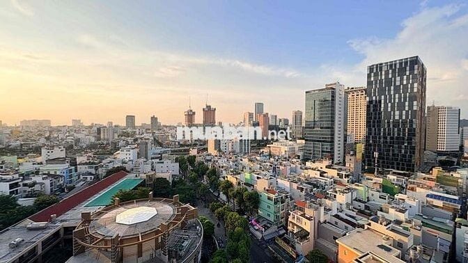 CHO THUÊ CĂN HỘ 2PN 2WC 90m2 VIEW PHÁO HOA QUẬN 1 . FREE PQL