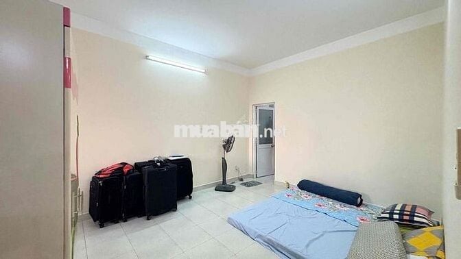 CHO THUÊ CĂN HỘ 2PN 2WC 90m2 VIEW PHÁO HOA QUẬN 1 . FREE PQL