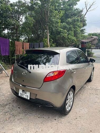 Mazda Madaz2 2015 Tự động Vàng cát