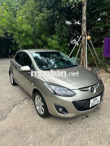Mazda Madaz2 2015 Tự động Vàng cát