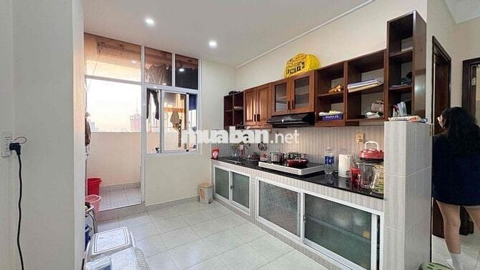 CHO THUÊ CĂN HỘ 2PN 2WC 90m2 VIEW PHÁO HOA QUẬN 1 . FREE PQL