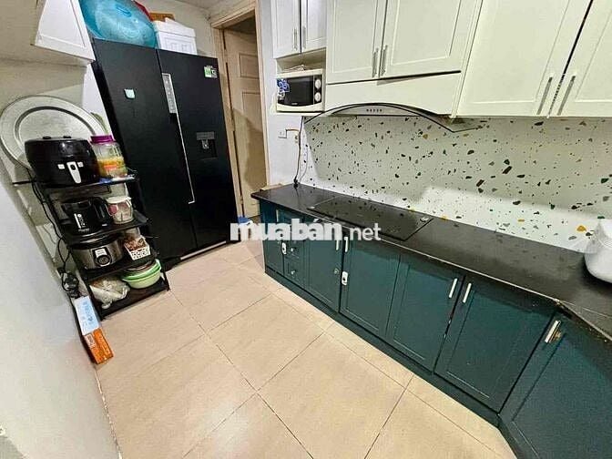 Chung Cư 183 - Hoàng Văn Thái DT 62m2, 2 ngủ, full nội thất, giá 5.9tỷ