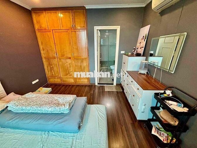 Chung Cư 183 - Hoàng Văn Thái DT 62m2, 2 ngủ, full nội thất, giá 5.9tỷ