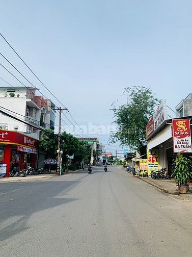 Bán nhà mặt tiền đường Châu Văn Lồng; 1T2L sổ hồng 185m2 giá 10.5 tỷ