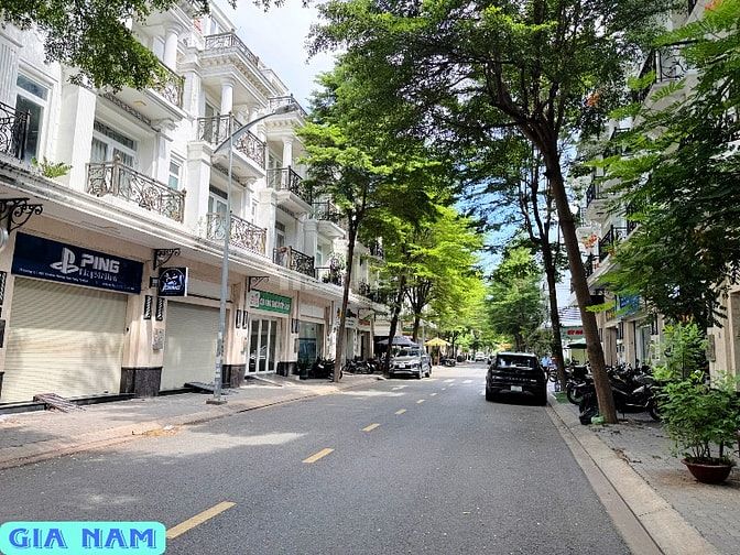BÁN NHÀ MẶT TIỀN KINH DOANH : ĐƯỜNG SỐ 1 KDC CITYLAND CENTER HILLS -P7