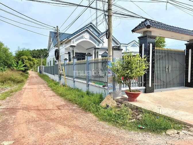 Giá 650tr chốt cứng không thương lượng(dt194m full thổ cư) Rớt nhựa 60