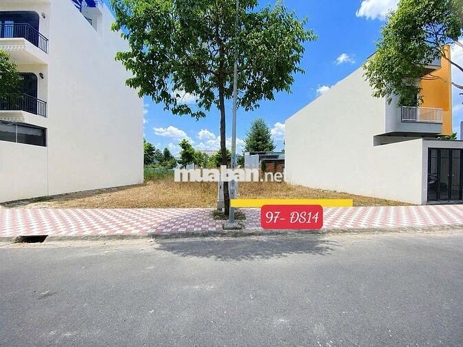 BÁN NỀN ĐẸP ĐỐI DIỆN CHUNG CƯ 