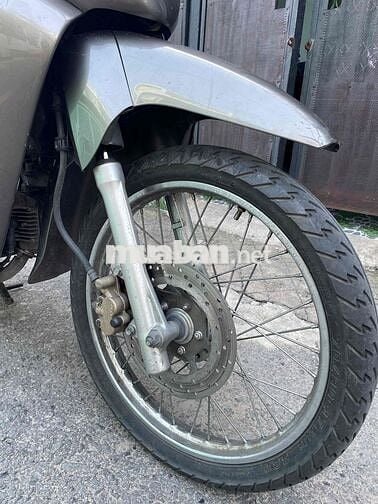 Honda Future 1 Xám chính chủ ký bstp xe rất đều ạ