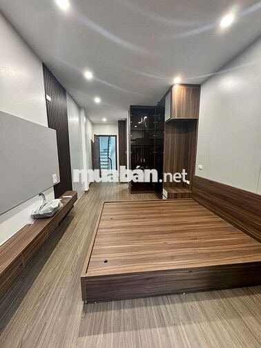 Nhà Xuân Đỉnh Ngoại Giao Đoàn 35m2 x 6 tầng thang máy, full đồ hơn 9đ