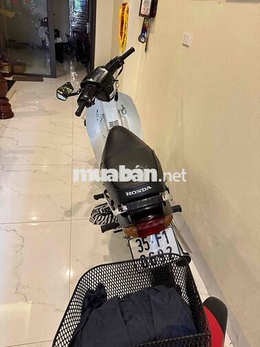 Honda Dream 100
