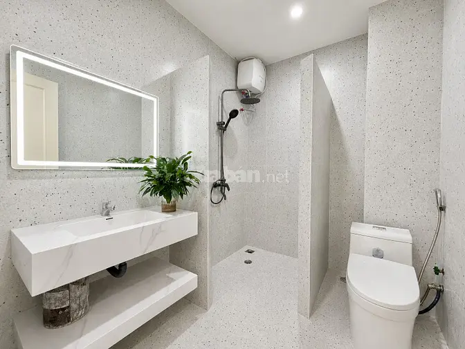 Bán gấp nhà ngay Bến Xe Quận 8, đang cho thuê 18tr/tháng, giá 850Triệu