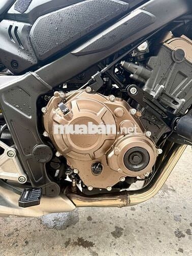 Honda CB650R 2021 Đen nhám 740 km