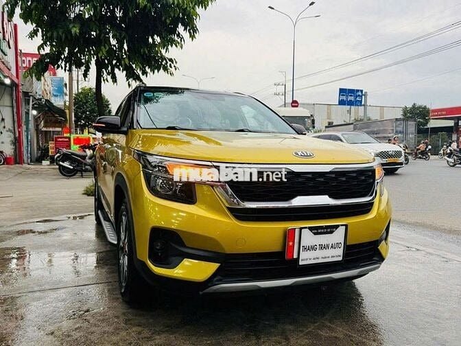 Kia Seltos Luxury 2022 Vàng