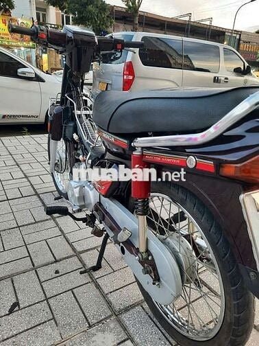 Honda Dream Nâu