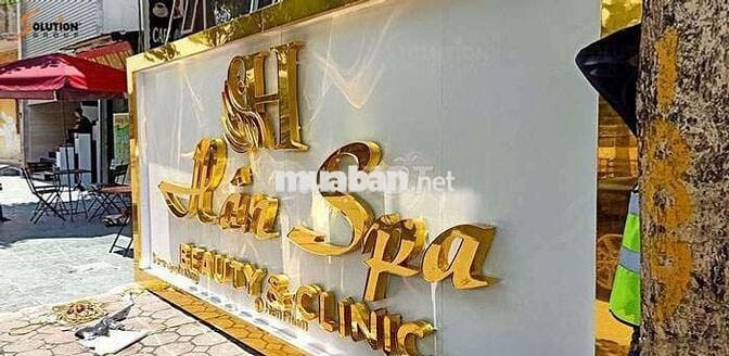 *** THỢ PHỤ BIỂN QUẢNG CÁO