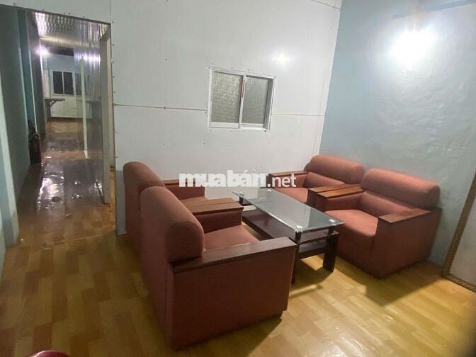 Cho thuê nguyên căn tầng 1, nhà hẻm cụt trung tâm Q1, giá rẻ